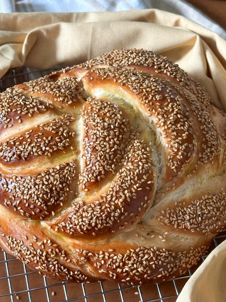 חלה עגולה גדולה