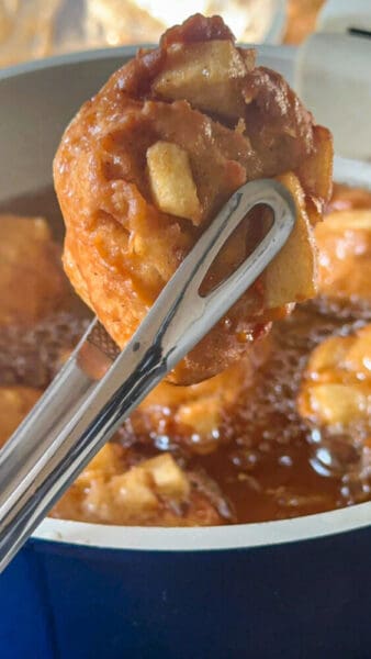 סופגניות עם תפוחים וקינמון