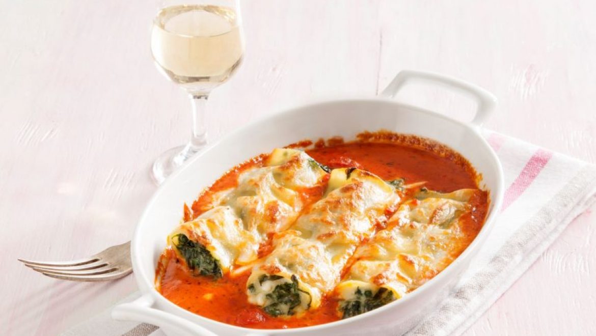 קנלוני במילוי תרד וגבינה מלוחה