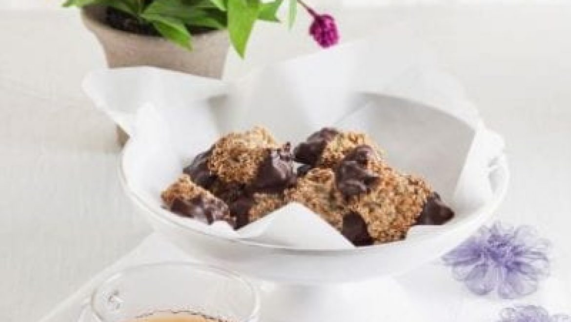 עוגיות שומשום וחלבה