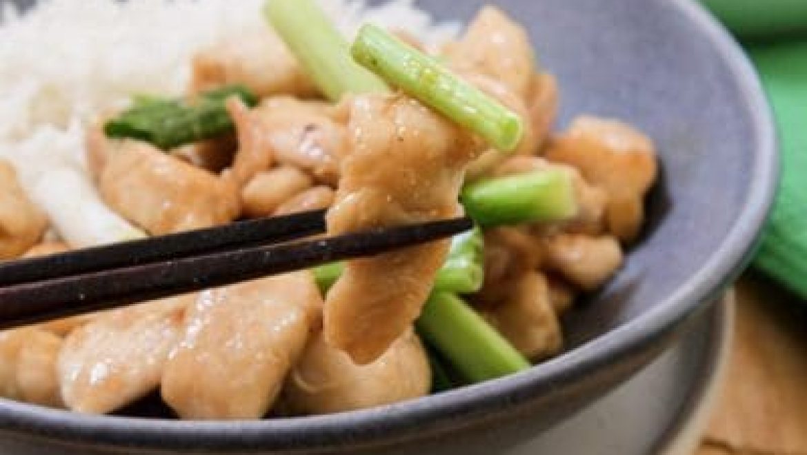 קוביות עוף ברוטב לימון