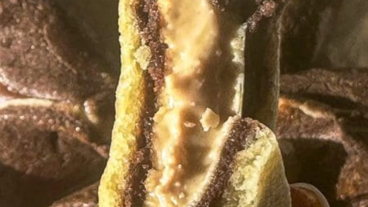 אוזני המן בשחור לבן