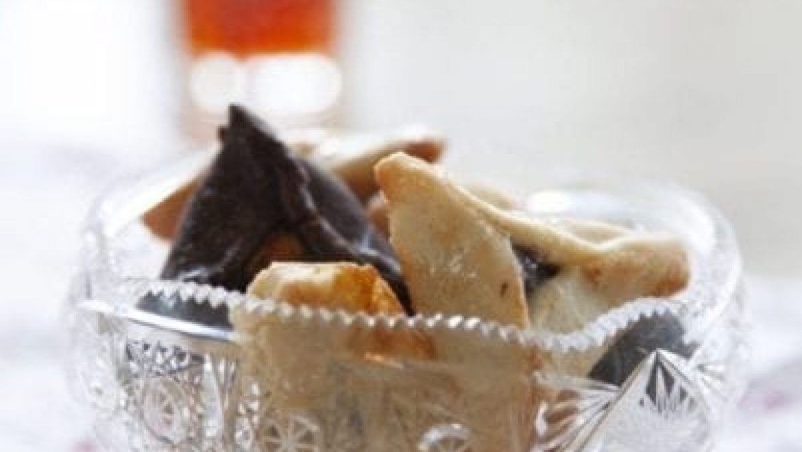 אוזני המן בשני צבעים