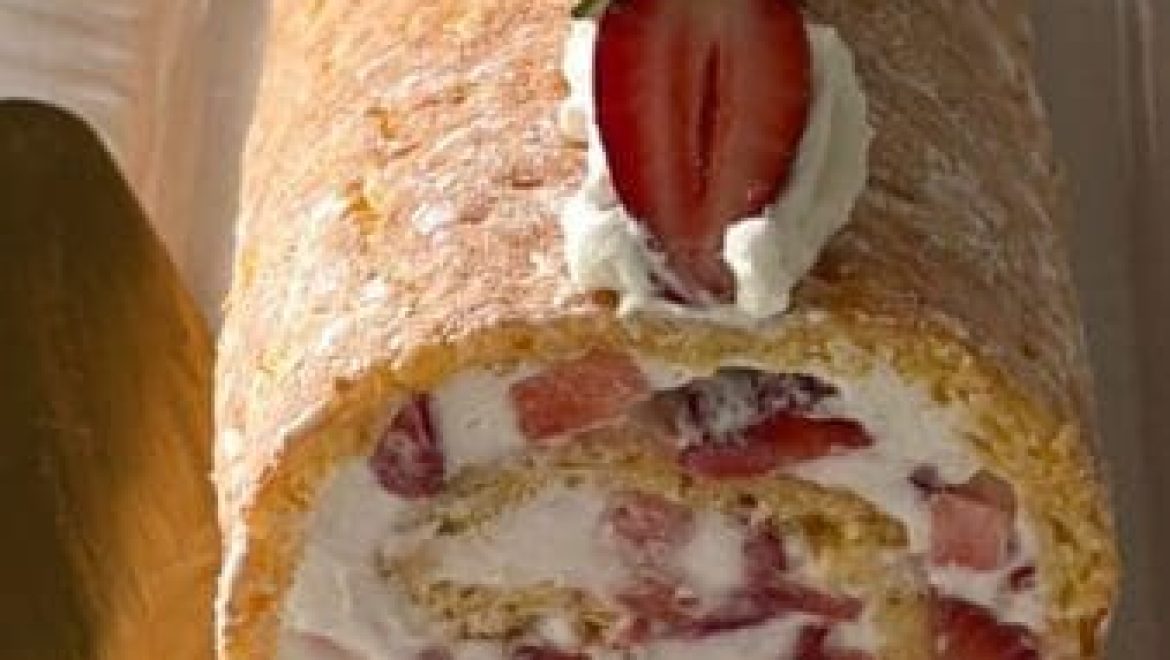 רולדה במילוי קצפת ותותים ללא גלוטן