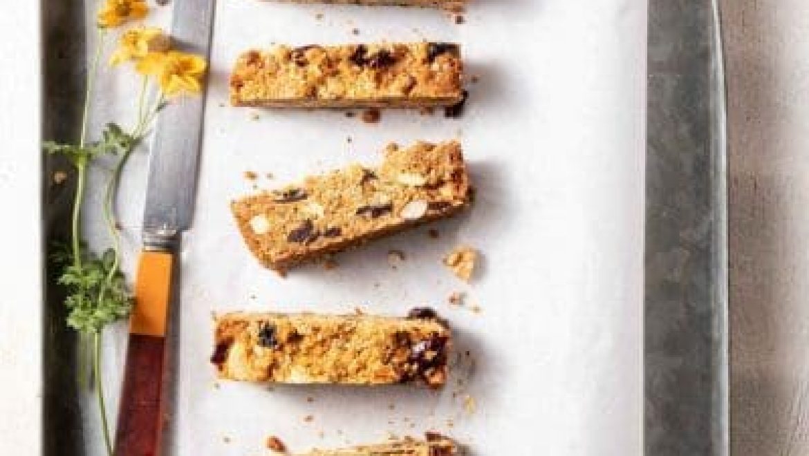 גרנולה בר עם חמוציות