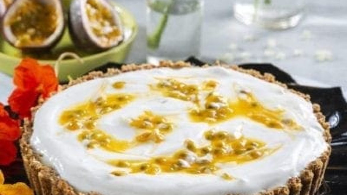 טארט גבינה עם פסיפלורה, יוגורט וגרנולה