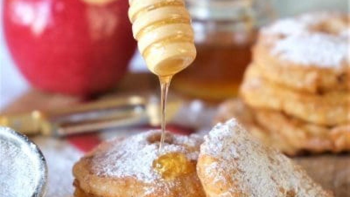 טבעות תפוחים מטוגנות בדבש