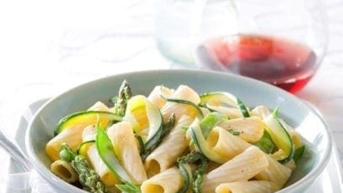 פסטה מהירה עם ירקות ירוקים