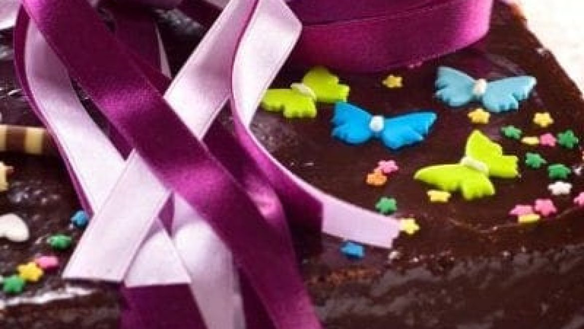 עוגת יום הולדת מרשימה וקלה להכנה