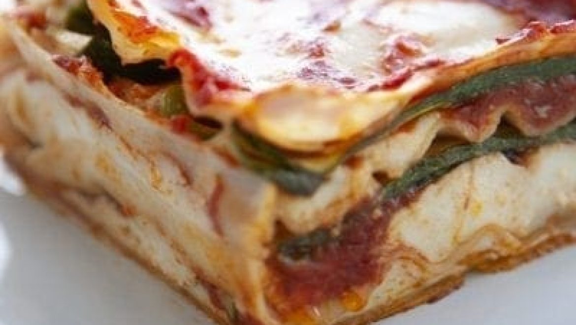 לזניה במילוי עגבניות, בשמל וקישואים