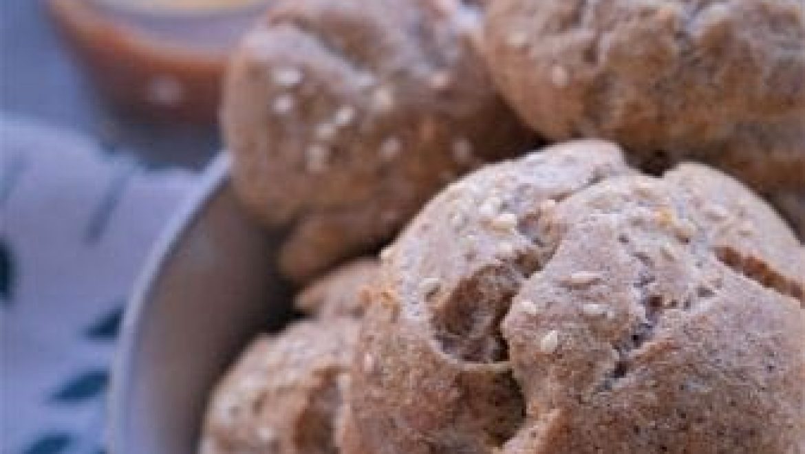 לחמניות בציפוי שומשום לפסח