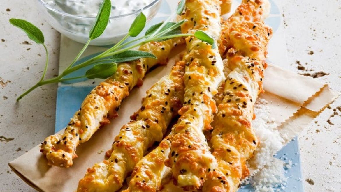 מקלות בצק עם גבינה