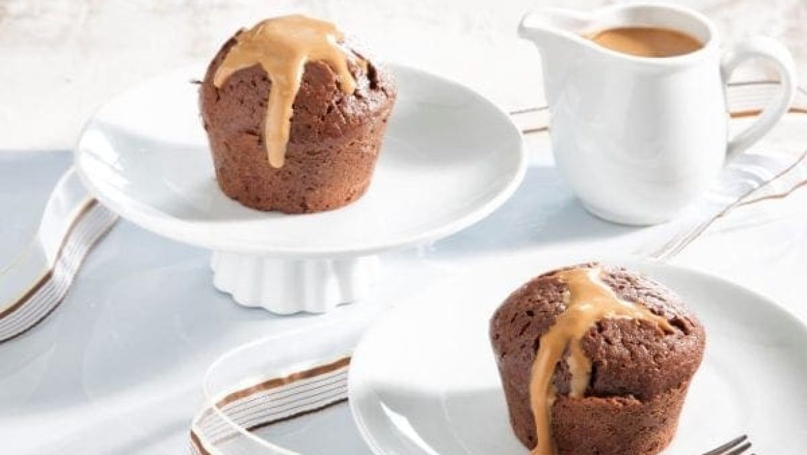 עוגת שוקולד אישית במילוי חמאת בוטנים