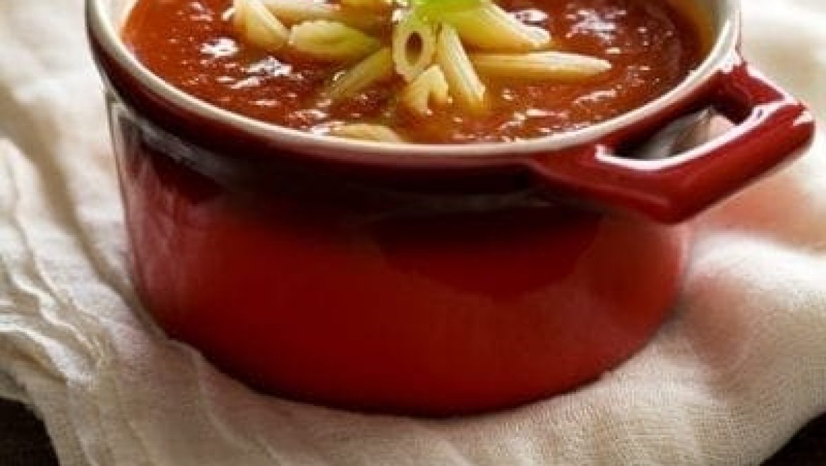 מרק עגבניות ופסטה