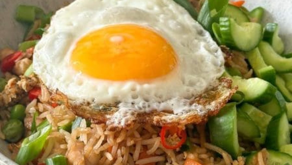 נאזי גורנג -אורז מוקפץ מושלם