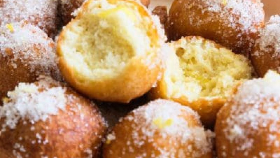 סופגניות שמנת חמוצה