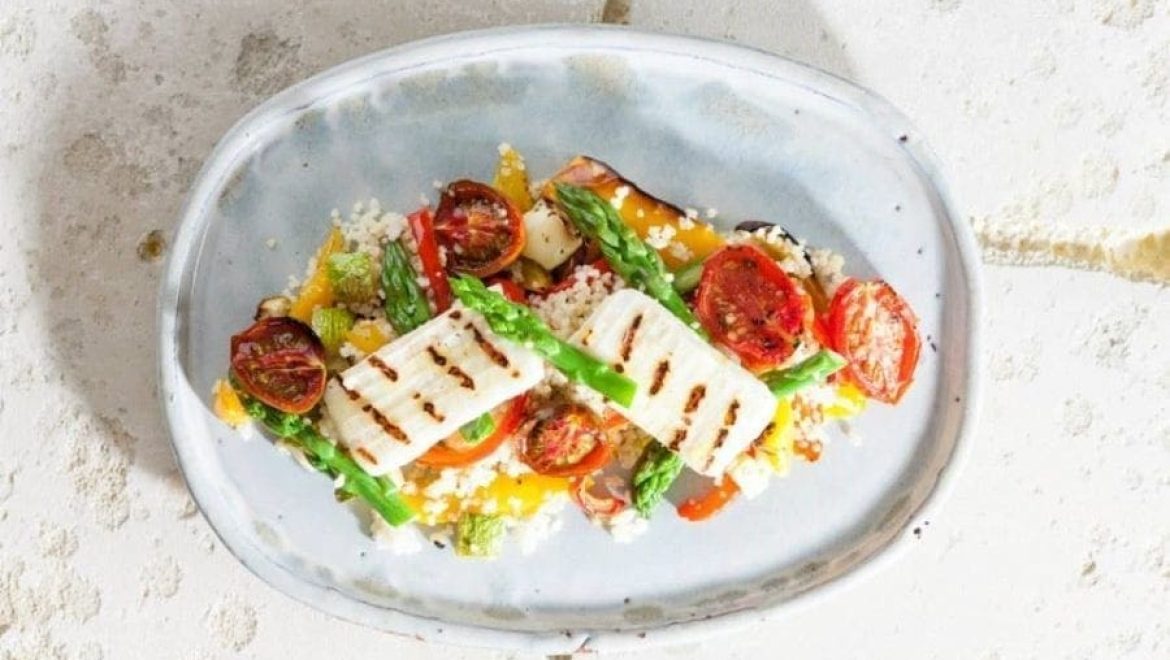 סלט קוסקוס עם עגבניות אפויות ואספרגוס