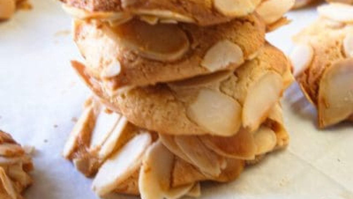 עוגיות מרציפן ושקדים