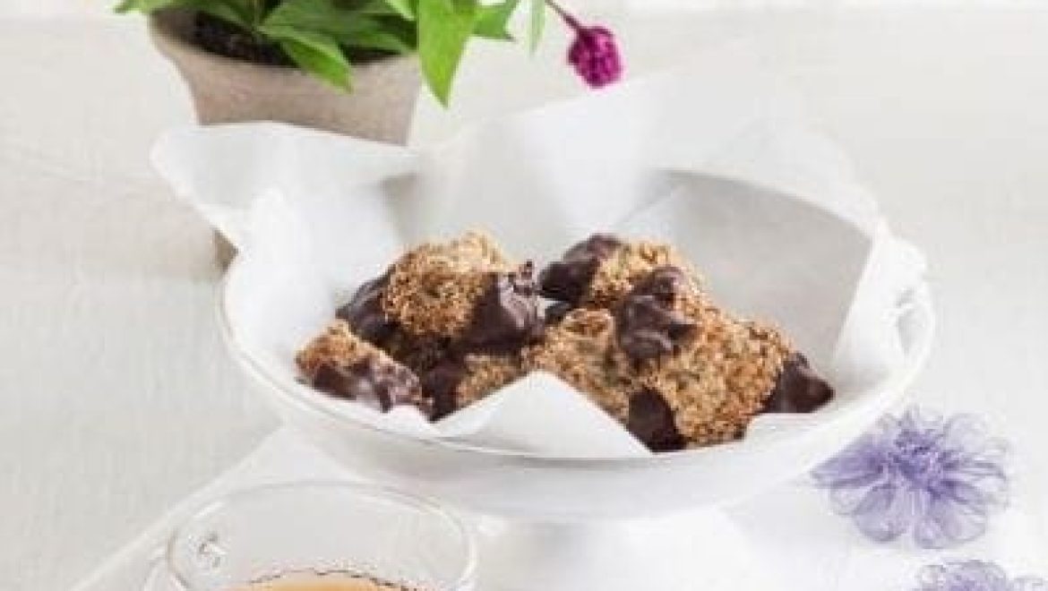 עוגיות שומשום וחלבה