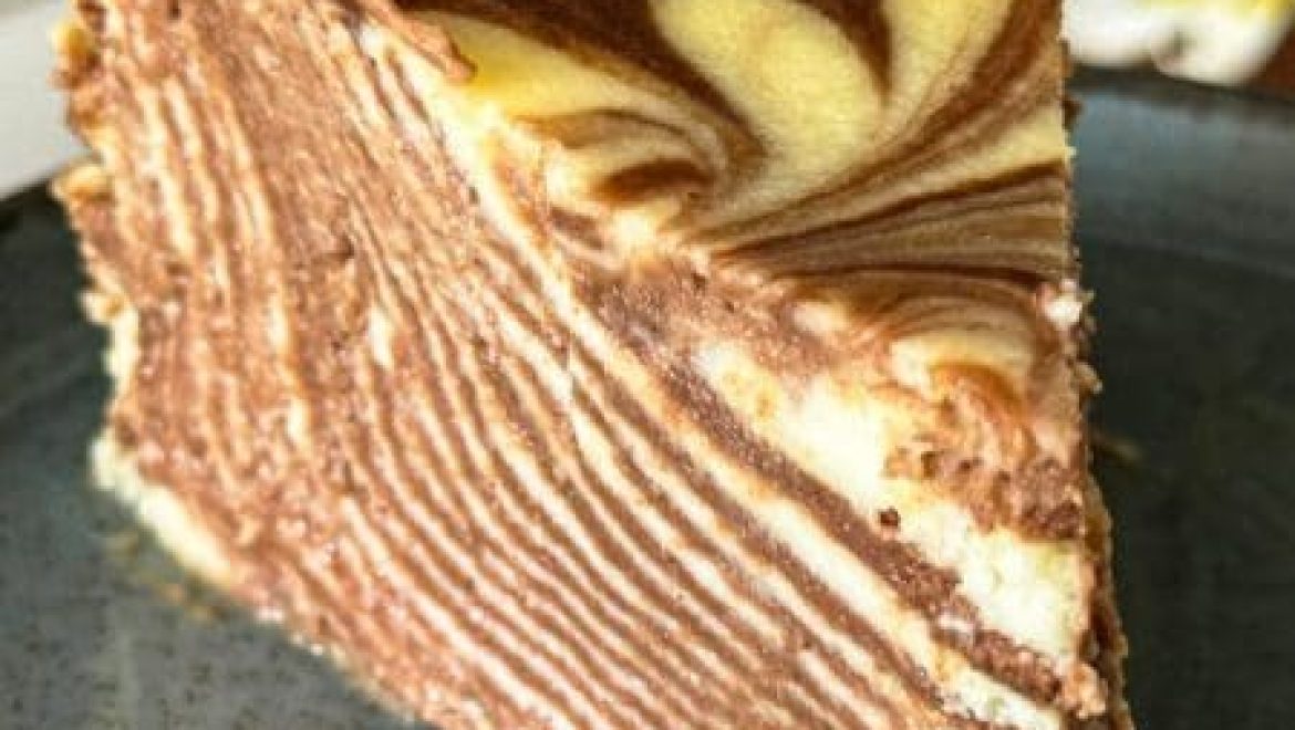 עוגת גבינה ושוקולד אפויה זברה