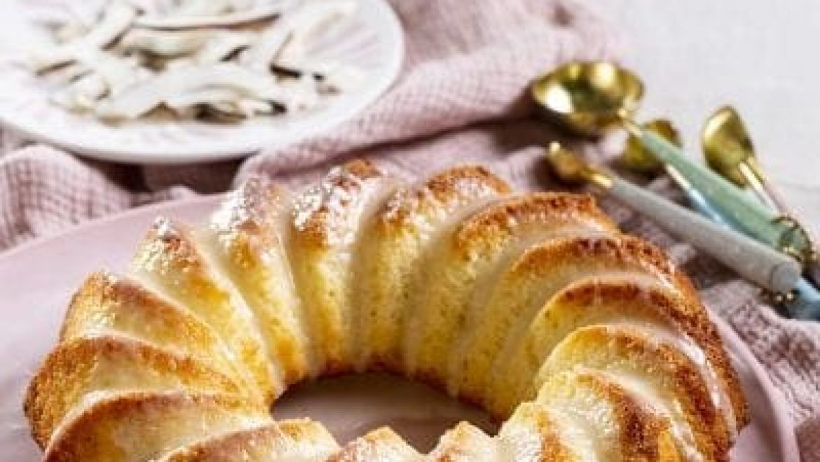 עוגה בחושה עם יוגורט וקוקוס