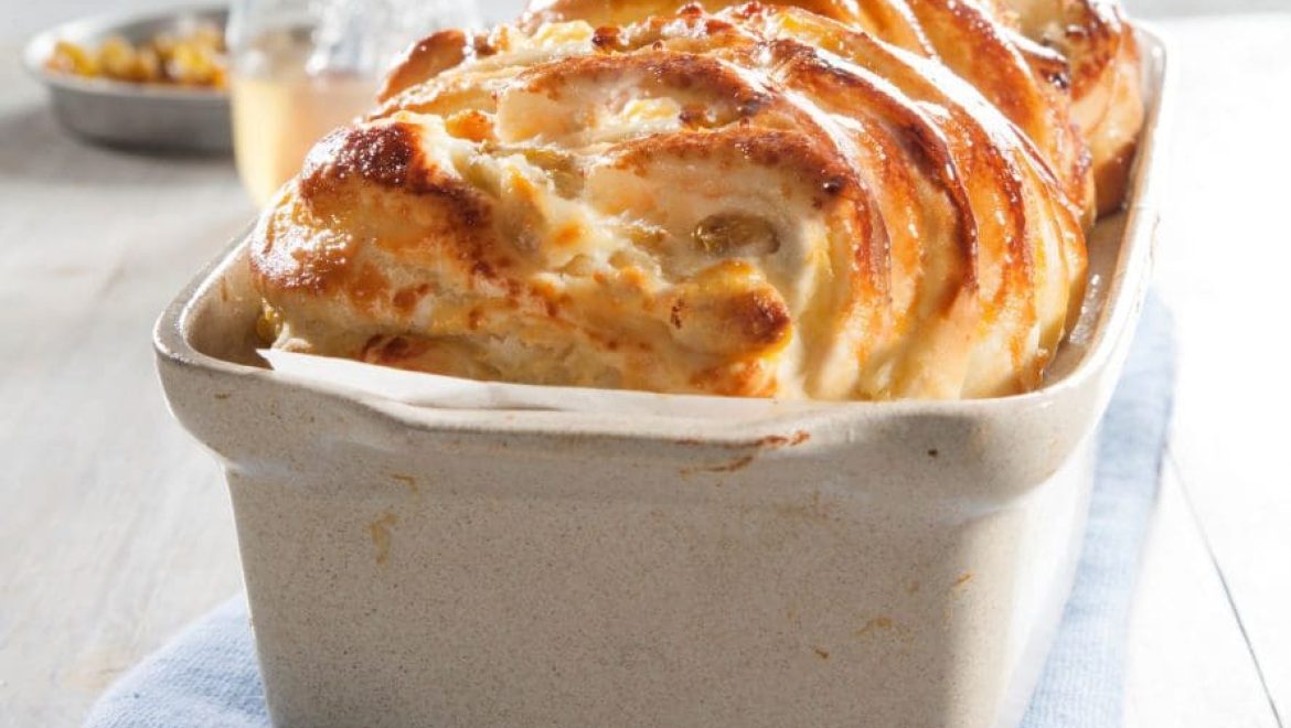 שמרים בורג במילוי גבינה עם צימוקים