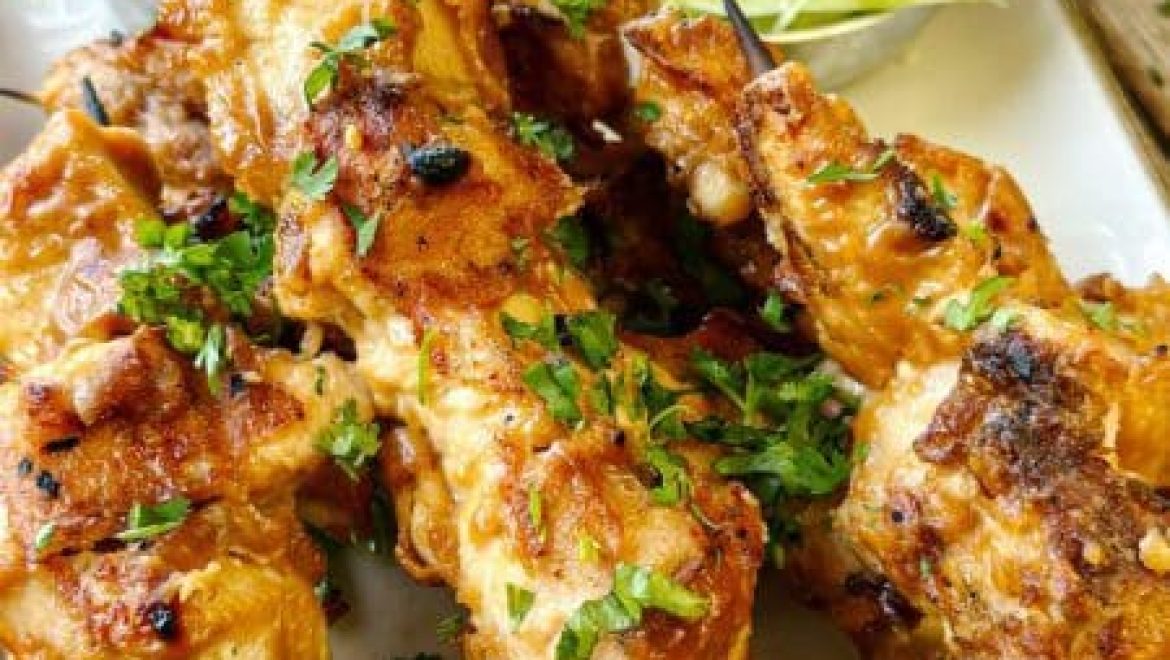 שיפודי עוף בחמאת בוטנים