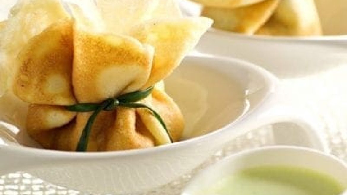 שקיות קרפ במילוי פטריות ברוטב עירית