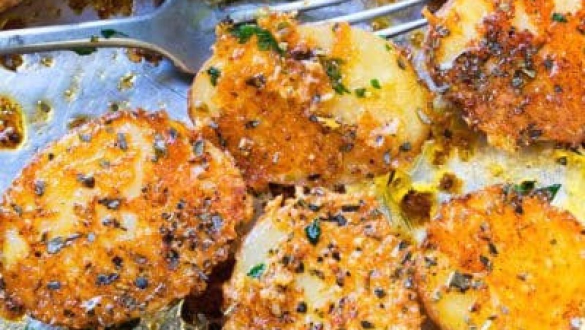 תפוחי אדמה אפויים פטנט עם פרמזן